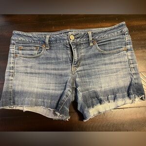 Sz 12 American Eagle jean shorts